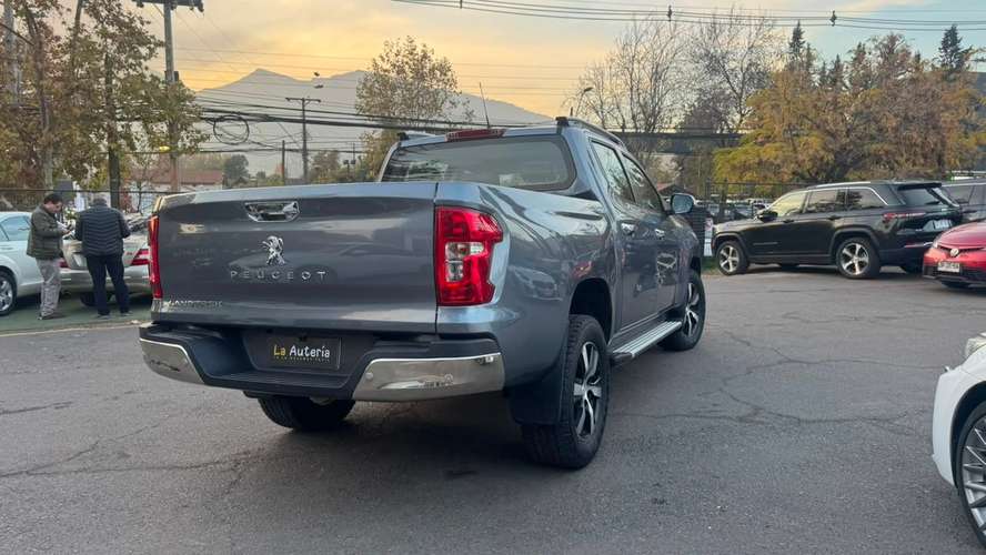 Peugeot Landtrek 4X4 1.9 (2023) - Imagen 3