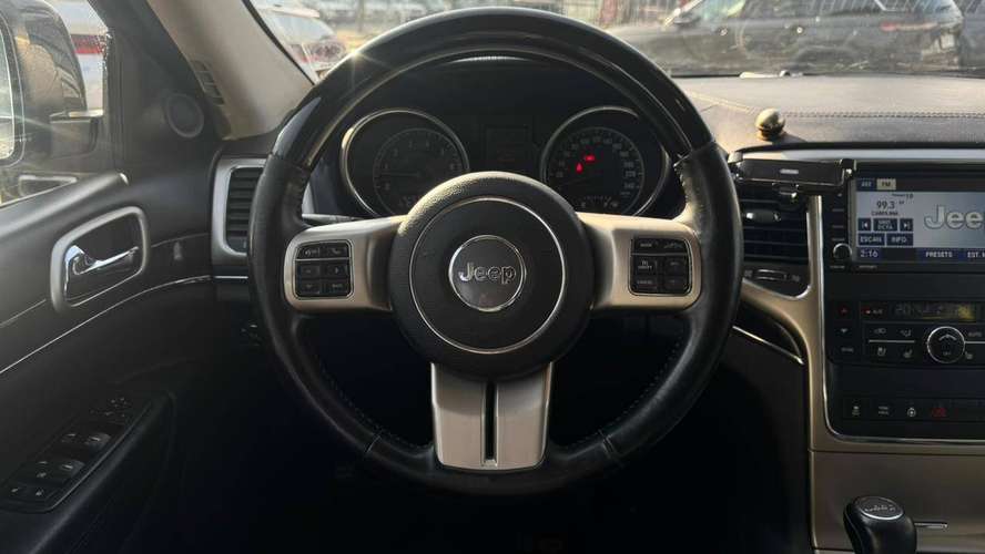 JEEP GRAND CHEROKEE 5.7 OVERLAND HEMI 4X4 AT 5P (2012)