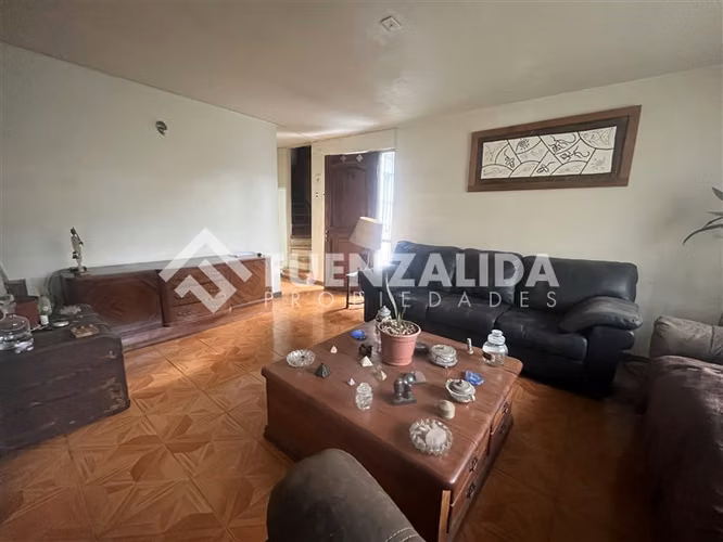 Casa en venta de 3 dorm. en Peñalolén