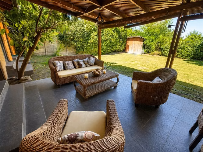 Casa en venta de 3 dorm. en La Reina JARDIN CON PISCINA