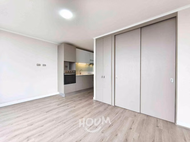Departamento en Avenida María Rozas Velásquez