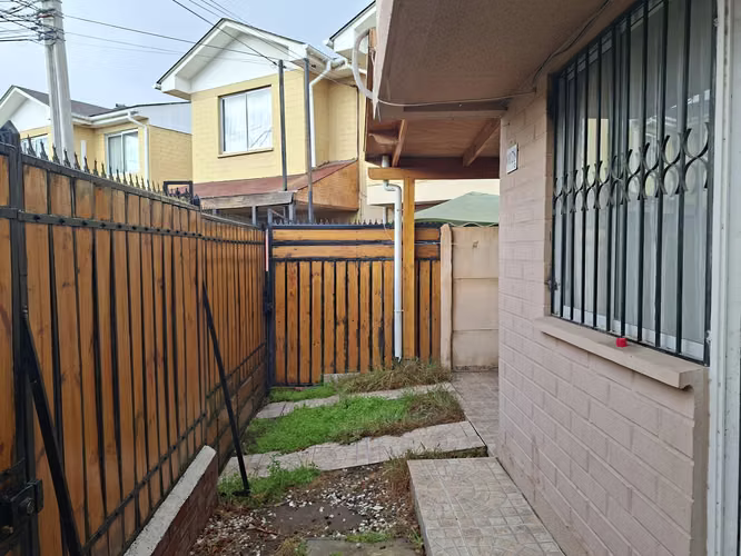 CASA EN BUIN, 3D, 2B, EN CONDOMINIO