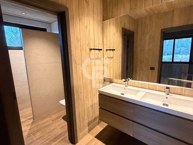 Casa nueva con vista al Lago Ranco