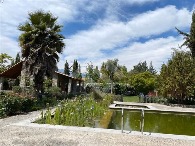 Sector Linderos casa en venta 666 m2 en condominio, ERZ