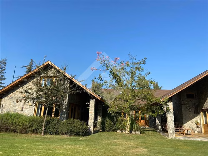 Sector Linderos casa en venta 666 m2 en condominio, ERZ - Imagen 2