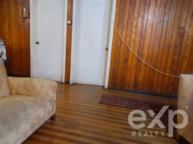 Amplia Casa de 6D en Pleno Centro, Residencial o comercial