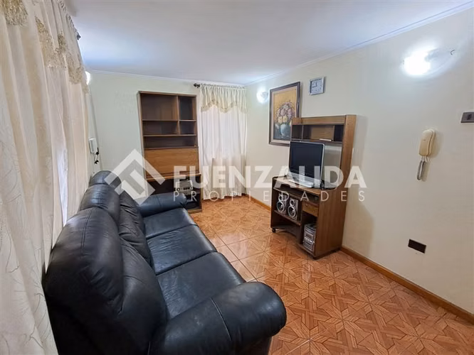 Departamento en venta de 2 dorm. en Lo Prado
