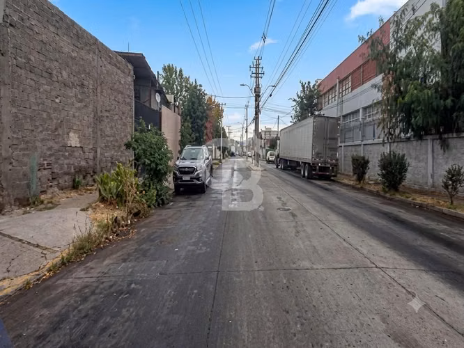 Prop Industrial La Cisterna: Bajó UF 7.400 a UF 32.500 - Imagen 10