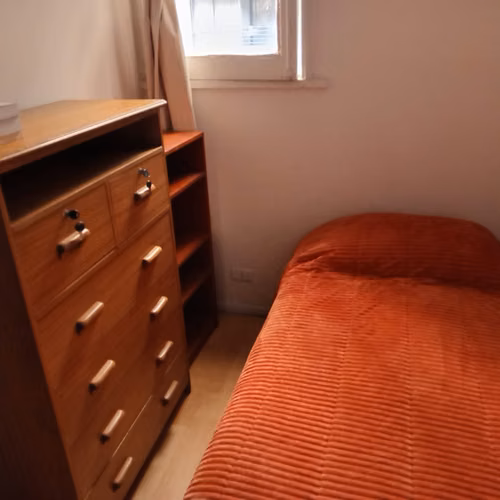 ARRENDO HABITACION
