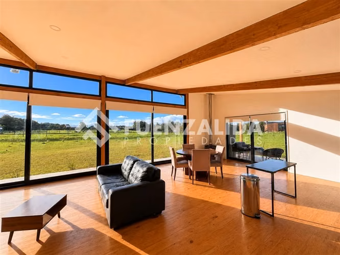 Se Arrienda Moderna Casa con Vista a Volcanes Puerto Varas