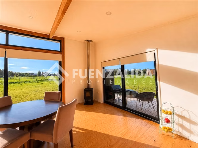 Se Arrienda Moderna Casa con Vista a Volcanes Puerto Varas