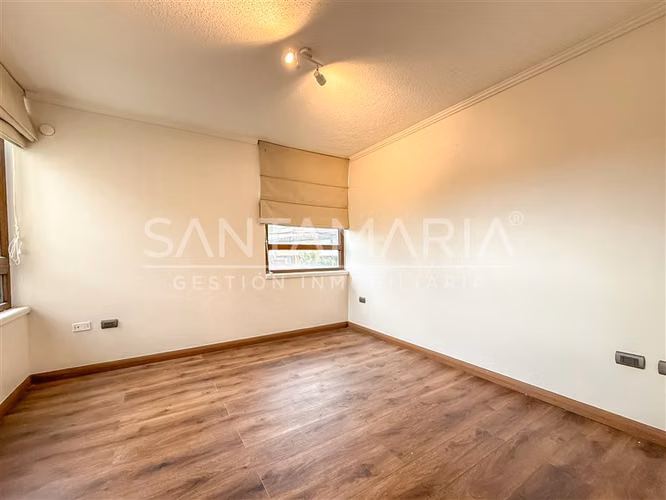 Departamento en venta de 3 dorm. en Lomas de San Sebastian