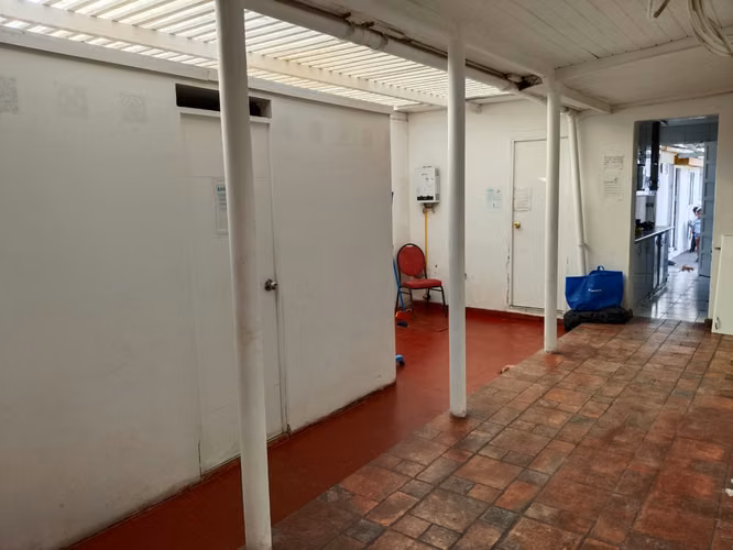 Casa 9 Dormitorios / 7 Baños. A 7 Min.  del  Metro Plaza Chacabuco, Recoleta - Independencia