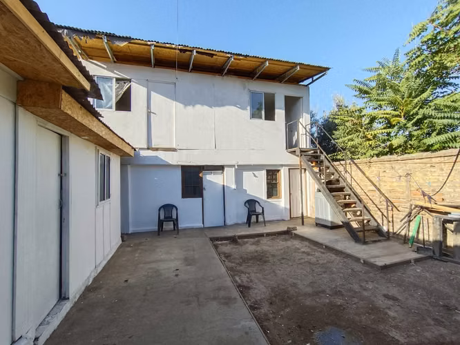 Casa 9 Dormitorios / 7 Baños. A 7 Min.  del  Metro Plaza Chacabuco, Recoleta - Independencia