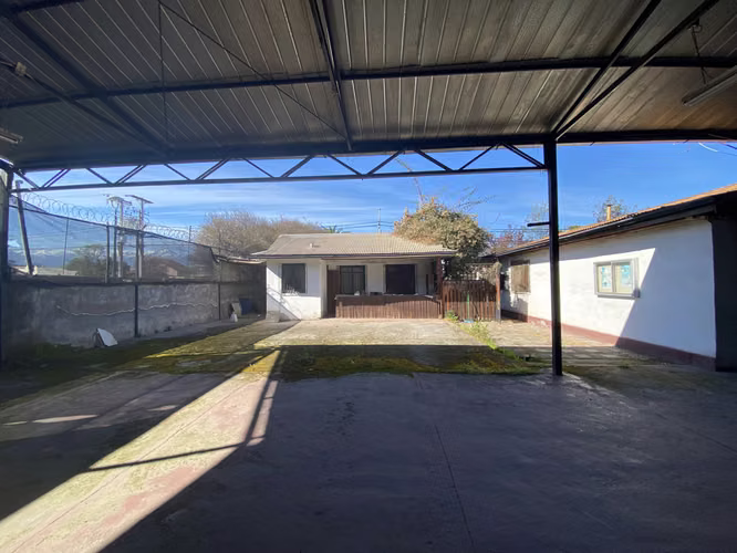 Terreno 826 mts2 - 2 casas Metro Quillayes La Florida