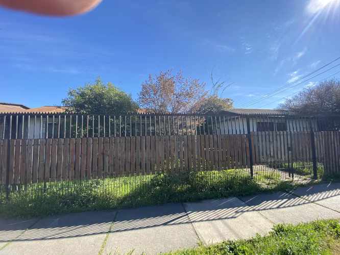 Terreno 826 mts2 - 2 casas Metro Quillayes La Florida