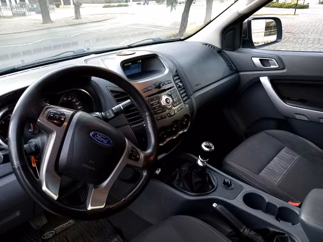 Ford Ranger XLT 4x4 2014 3.2 Diesel Mecánica