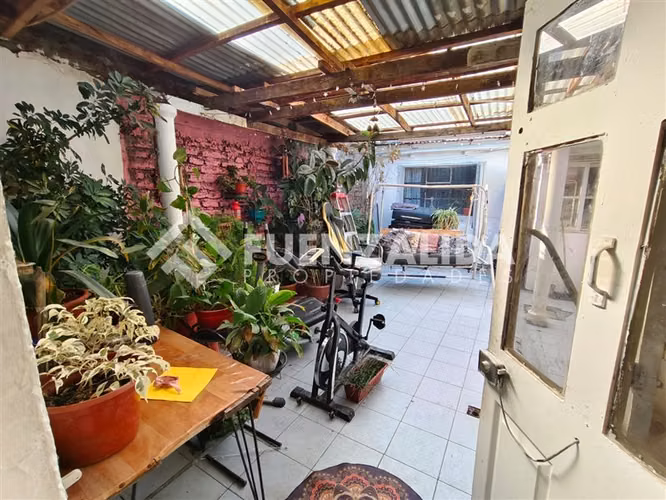 Casa en venta de 4 dorm. en Recoleta