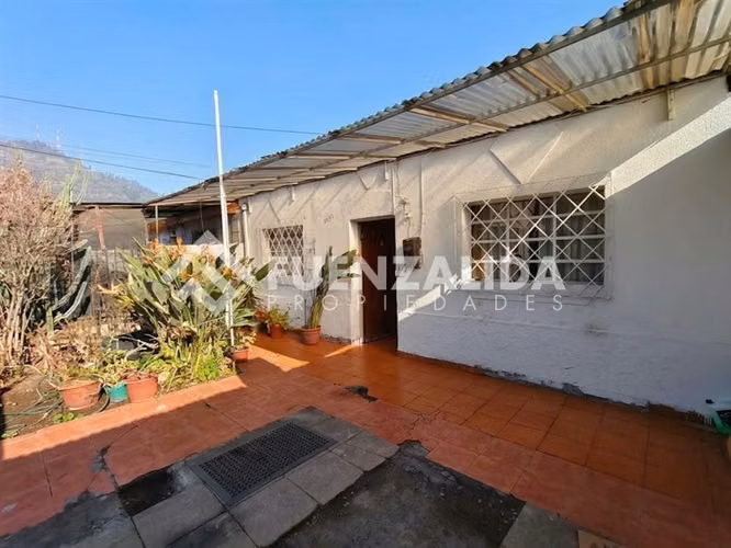Casa en venta de 4 dorm. en Recoleta