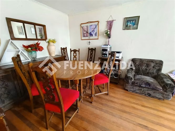 Casa en venta de 4 dorm. en Recoleta