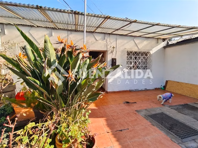 Casa en venta de 4 dorm. en Recoleta