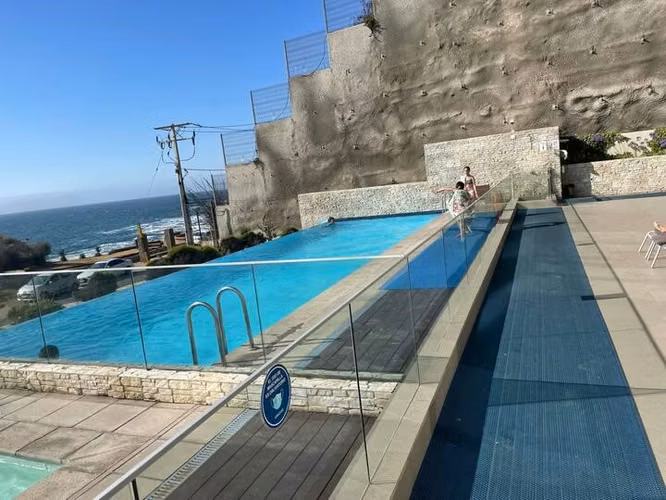 ARRIENDO DEPTO. FRENTE AL MAR 3D/2B/1EST EN CONCÓN