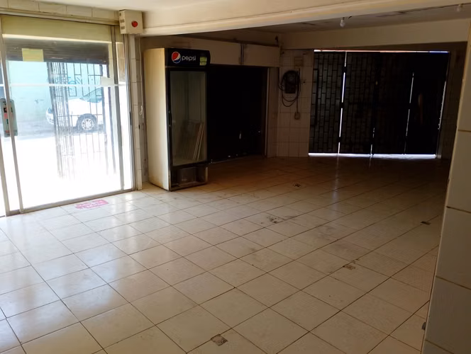 LOCAL COMERCIAL ESQUINA 95 MT2