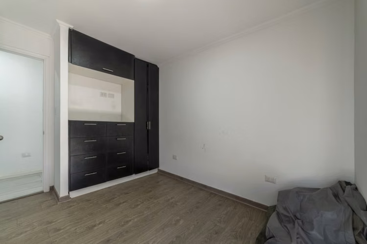 PARCELA EN COLINA 5000 MT2 CASA MEDITERRANEA CON PISCINA