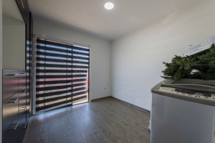 PARCELA EN COLINA 5000 MT2 CASA MEDITERRANEA CON PISCINA