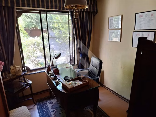 Parcela con amplia casa en venta en Buin, ERZ