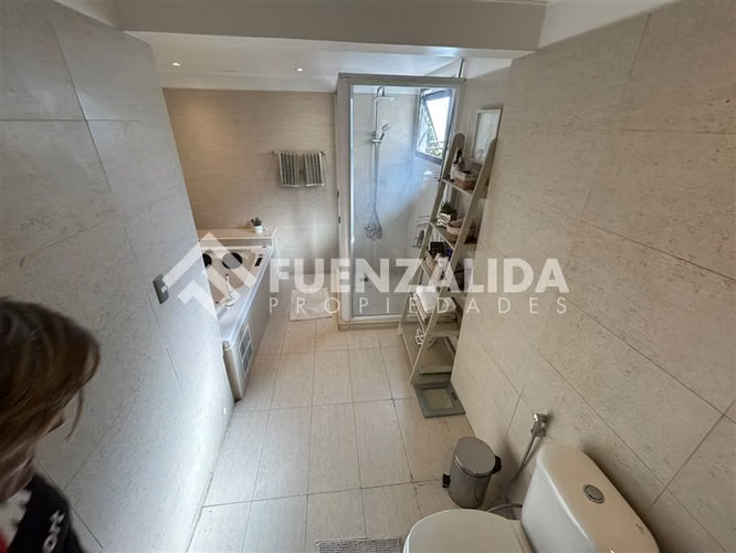 Casa en venta de 6 dorm. en Peñalolén