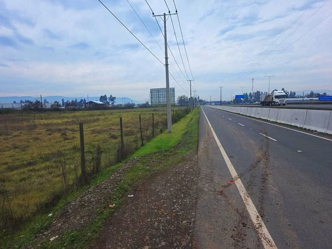 Cruce quinta 17.700m2, terreno comercial (176333)
