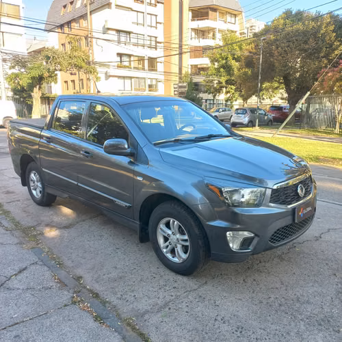 SSANGYONG NEW ACTYON SPORT AT AÑO 2019 FULL EQUIPO