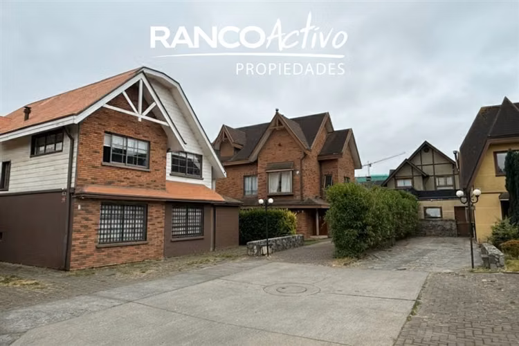 En venta amplia casa en Lomas San Andrés Concepción
