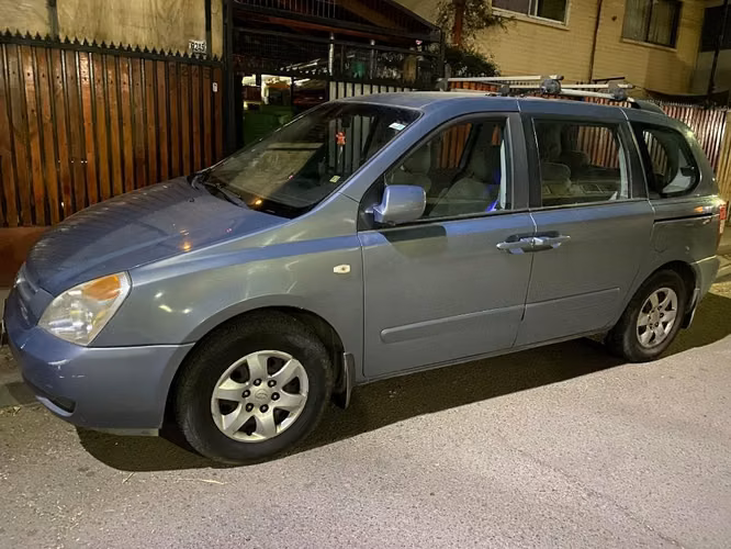 Vendo Kia Carnival