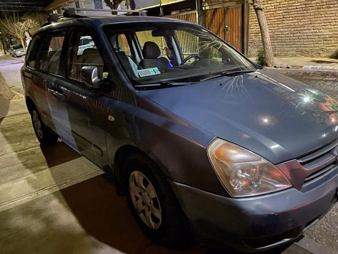 Vendo Kia Carnival
