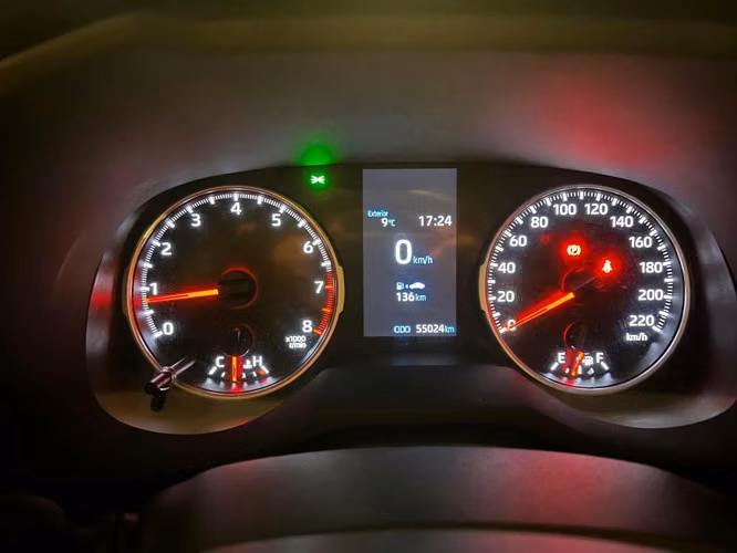 Se vende auto Toyota rav4