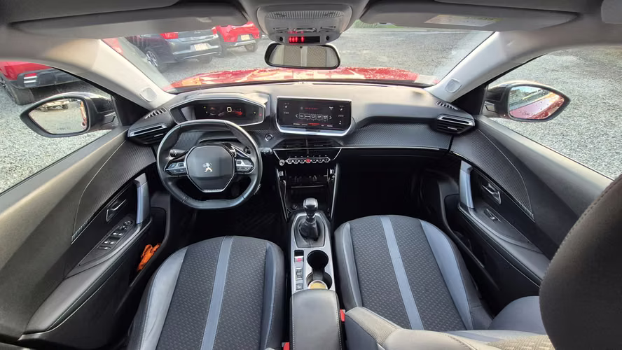 PEUGEOT 2008 2020 - Imagen 17