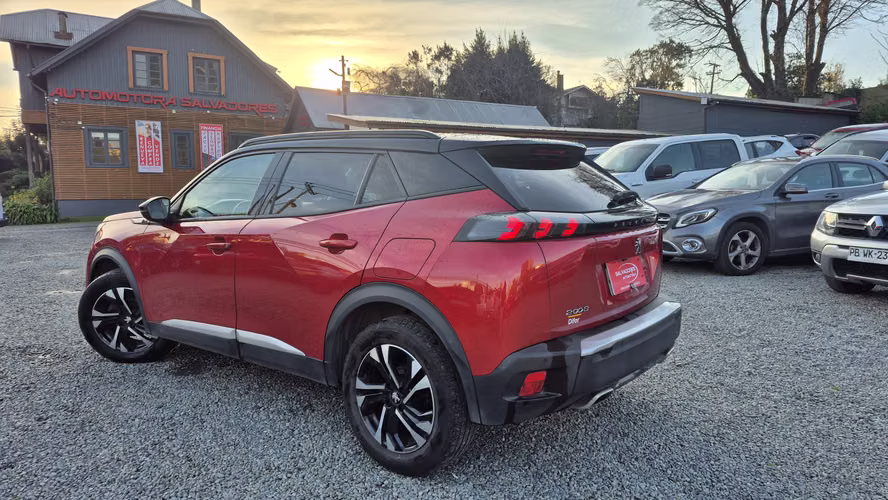 PEUGEOT 2008 2020 - Imagen 4