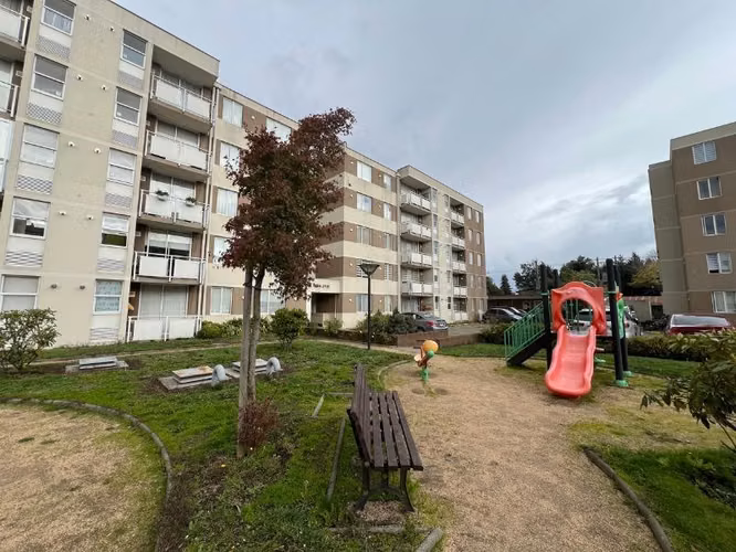 Departamento en arriendo de 3 dorm. + estac, en Temuco