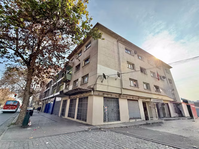 SE VENDE DEPTO METRO ULA 3D / 2B / BALCON (176461)