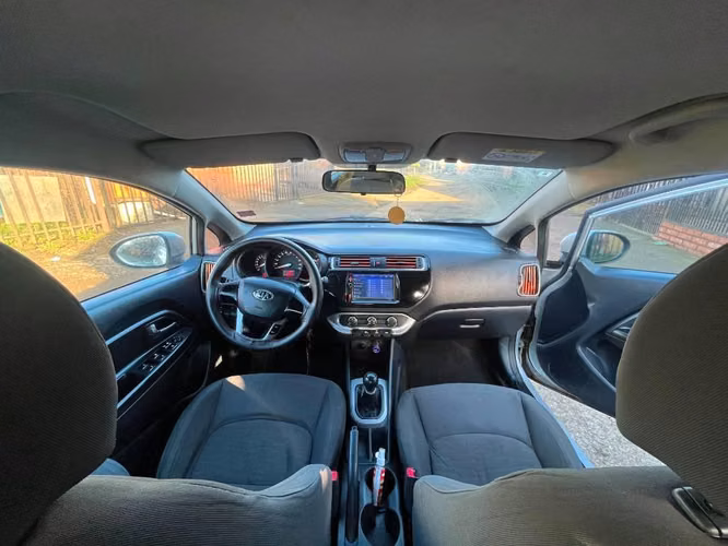 vendo kia rio 5