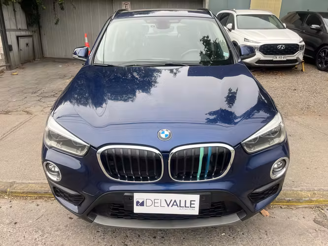 BMW X1 SDRIVE 20i 2.0 AUT.  KM. FULL Sunroof