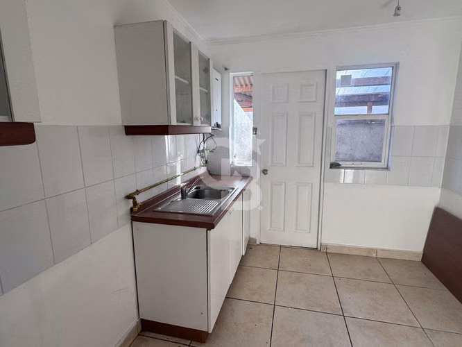 Oportunidad! Amplia casa en venta/ Parque Fundadores.