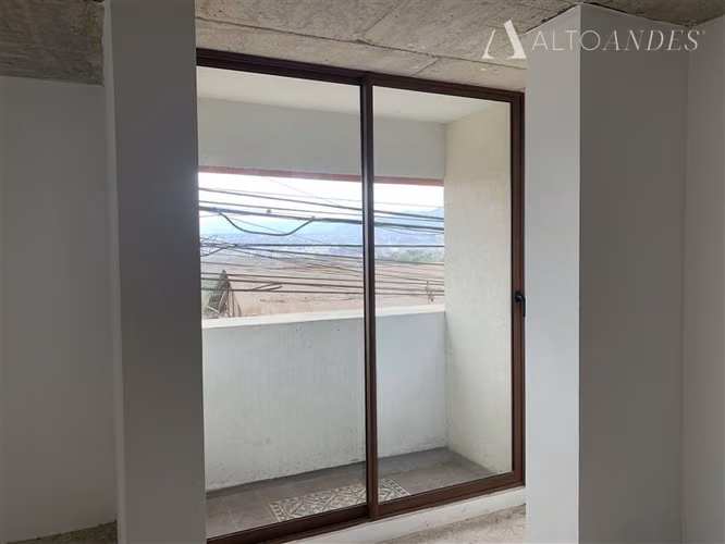 Arriendo local semi nuevo en el centro de La Serena
