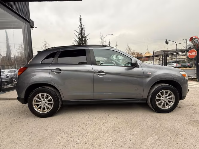MITSUBISHI ASX  2013