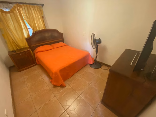 Venta, CASA, LA REINA. 8D/7B