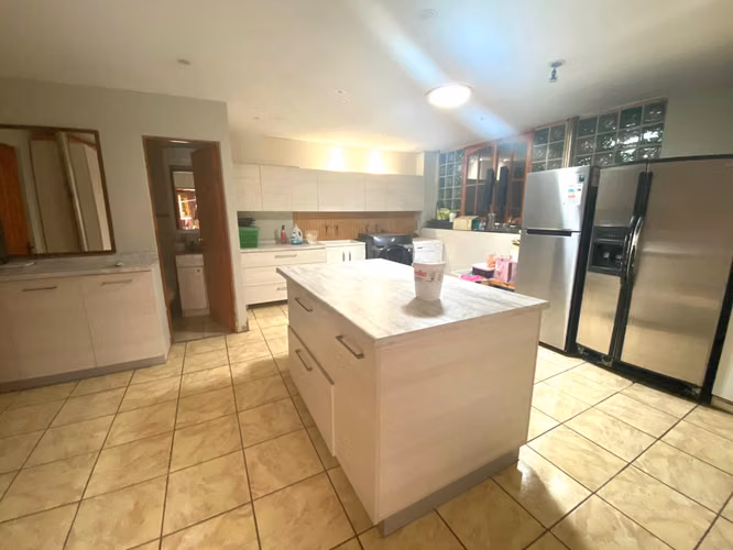 Venta, CASA, LA REINA. 8D/7B