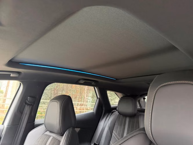 PEUGEOT 3008 1.5 BLUE HDI 130 EAT8 2024