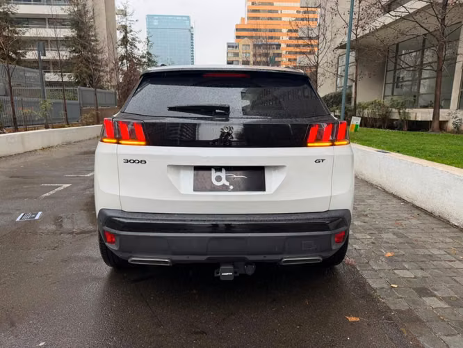 PEUGEOT 3008 1.5 BLUE HDI 130 EAT8 2024